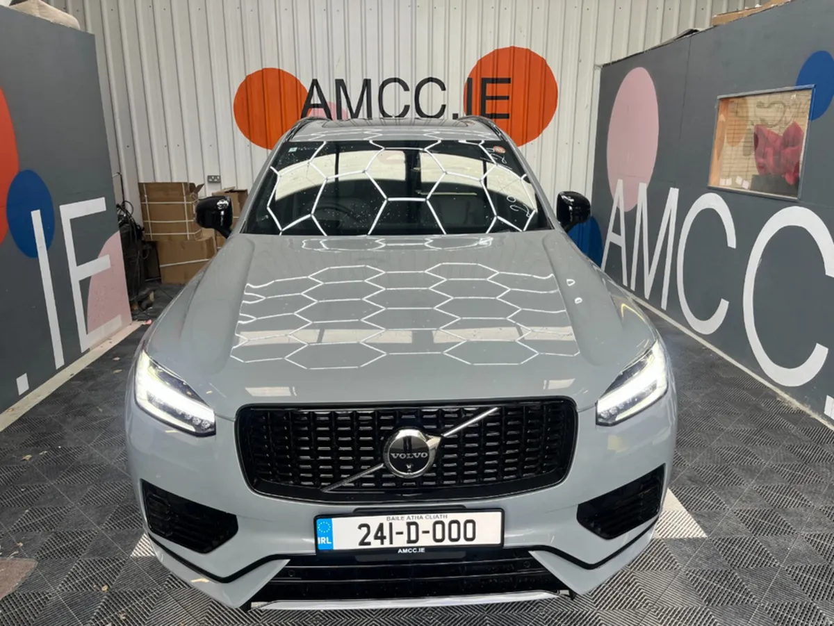 Volvo XC90 2024 VOLVO XC90 RECHARGE ULTIMATE T8 AW - Image 2