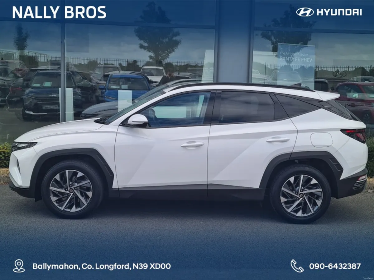 Hyundai Tucson IX35 EXECUTIVE 5DR - Image 3