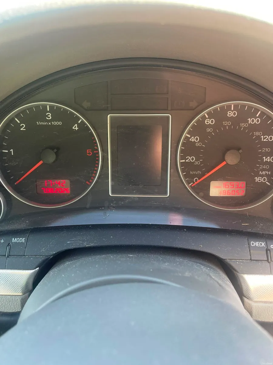 Audi A4 S Line - Image 5