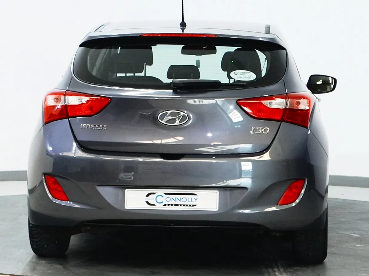 *110* 2015 Hyundai i30 1.6 SE - Image 5