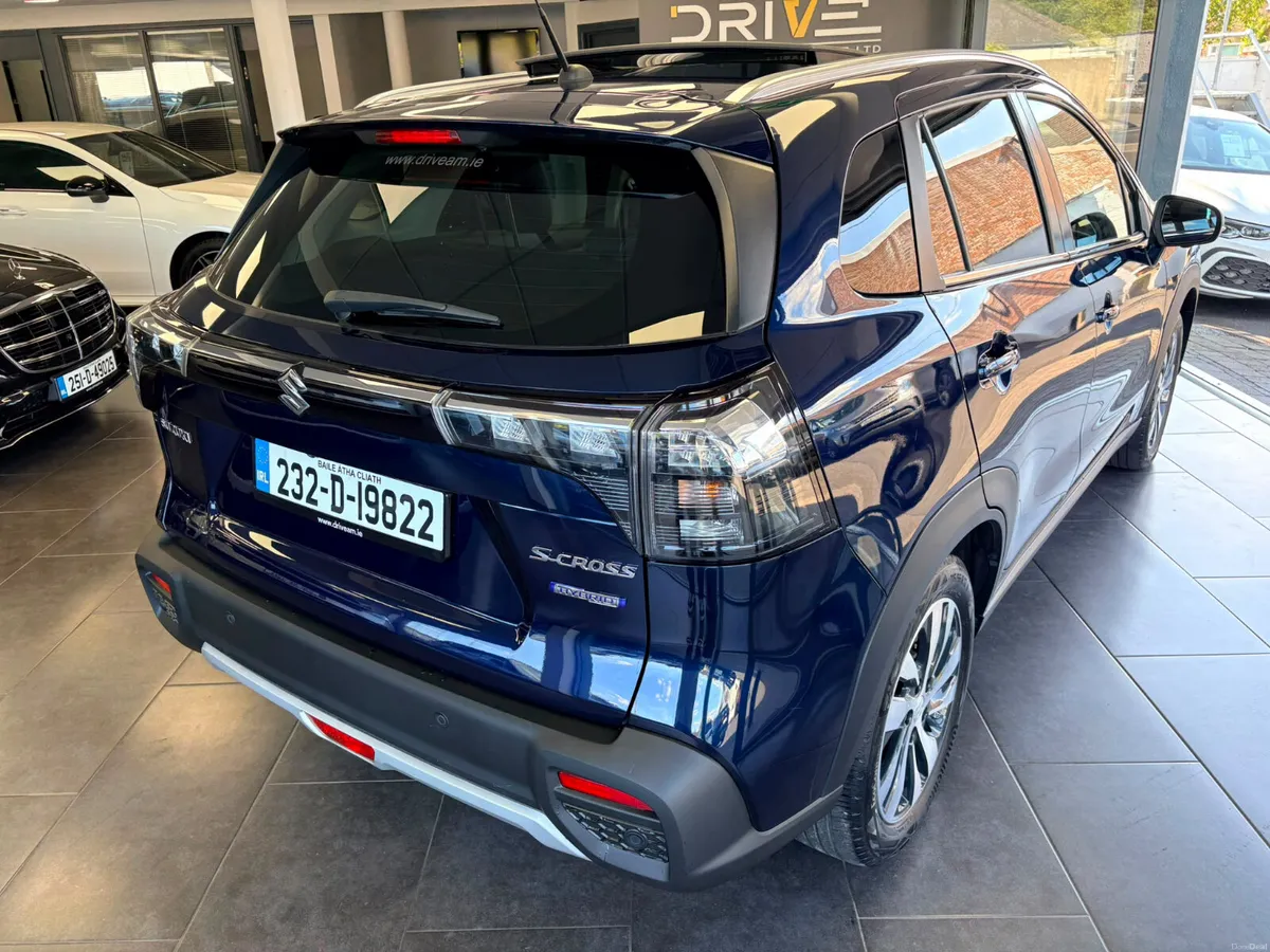 Suzuki SX4 S-Cross 2023 - Image 5
