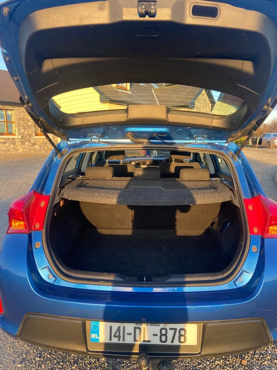Toyota Auris Terra 1.3 Petrol 2014 - Image 5