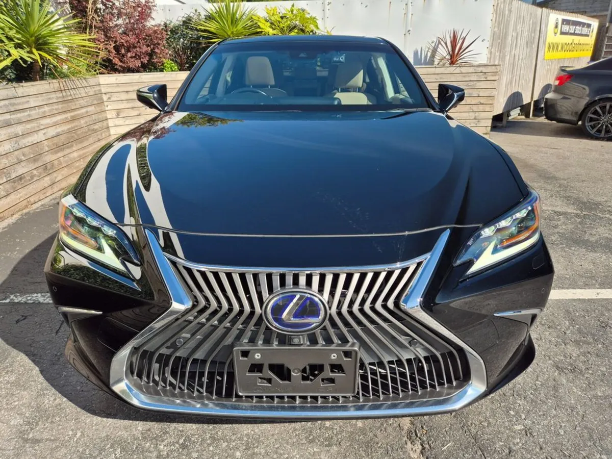 Lexus ES 2.5 HYBRID / LUXURY TOP SPEC / TAX €180 - Image 4