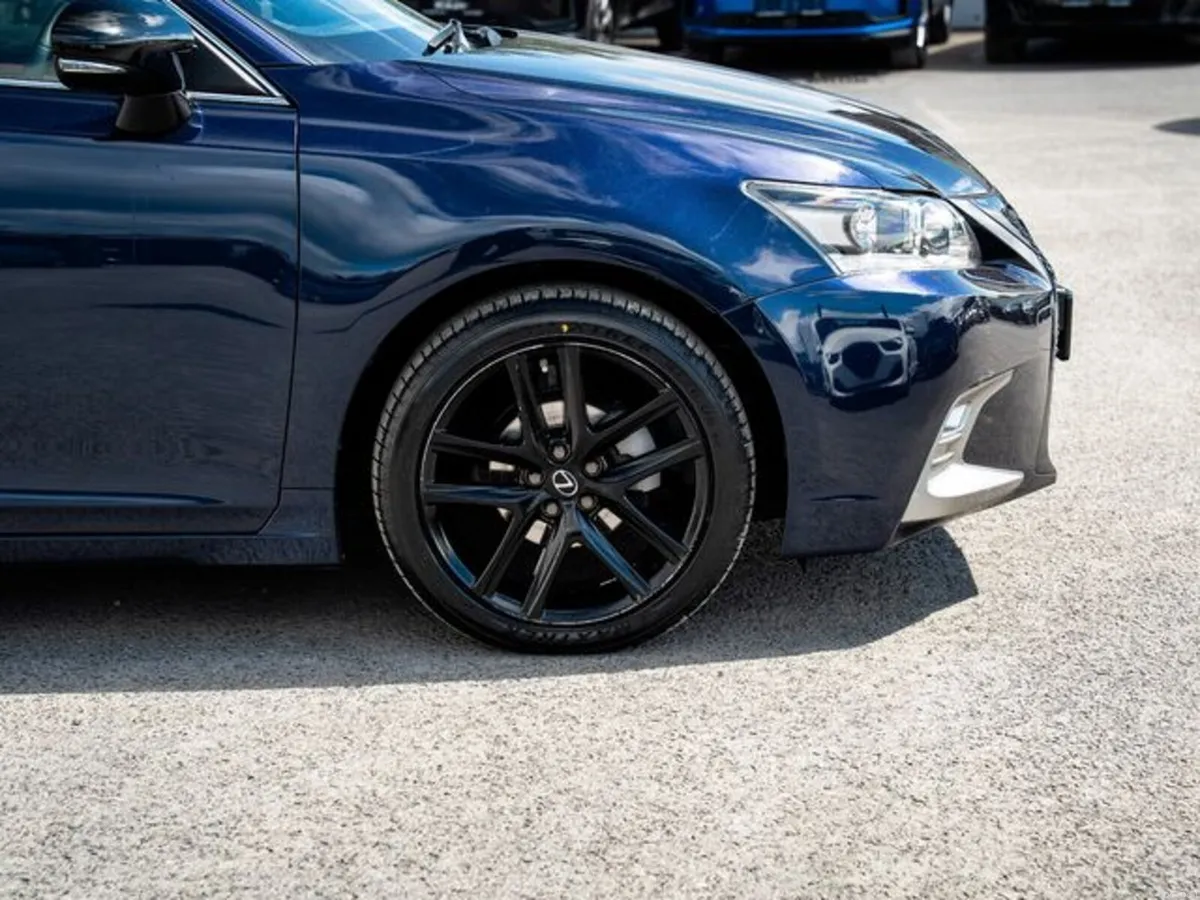 Lexus CT 200H Sport 4DR Auto - Image 4