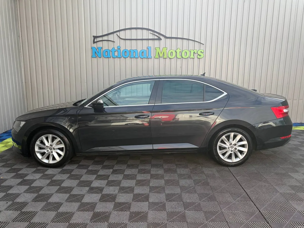 2017 Skoda Superb 2.0 TDI Ambition - Image 6
