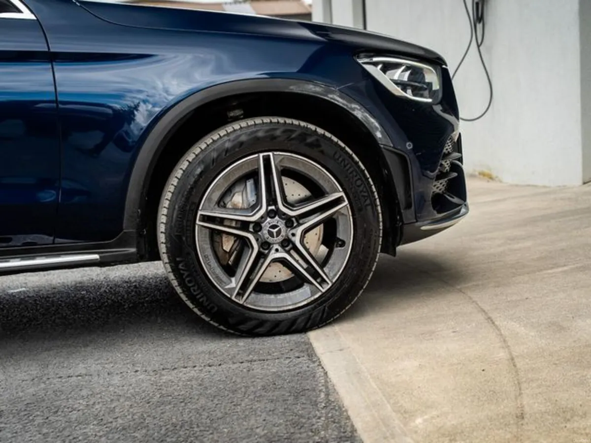 Mercedes-Benz GLC 300 de 4MAT 300 DE 4matic 5DR Au - Image 5