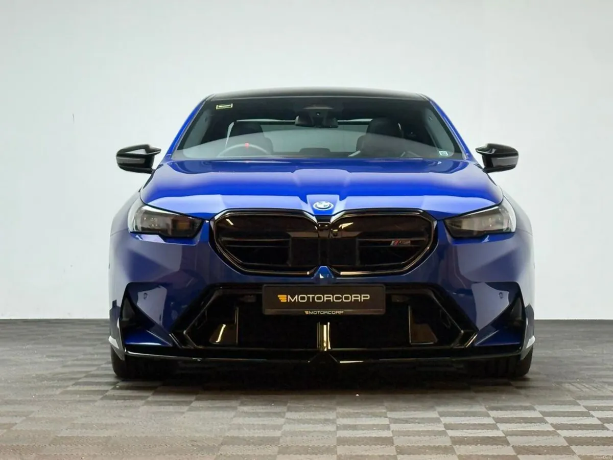 BMW M5 M5 4.4 PHEV 727HP - Image 2