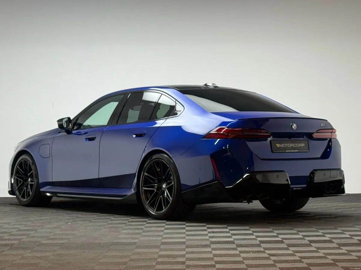 BMW M5 M5 4.4 PHEV 727HP - Image 5