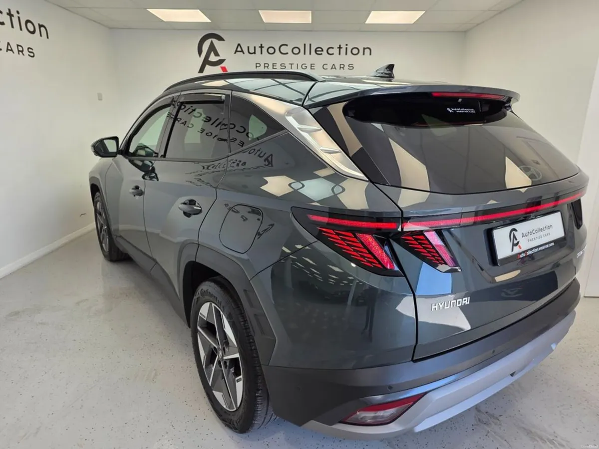 Hyundai Tucson **Executive Plus**252** - Image 4