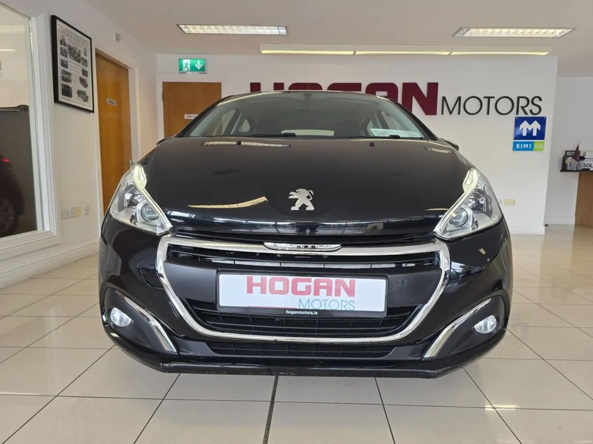 Peugeot 208 Active 1.2 5DR H/B - Image 2