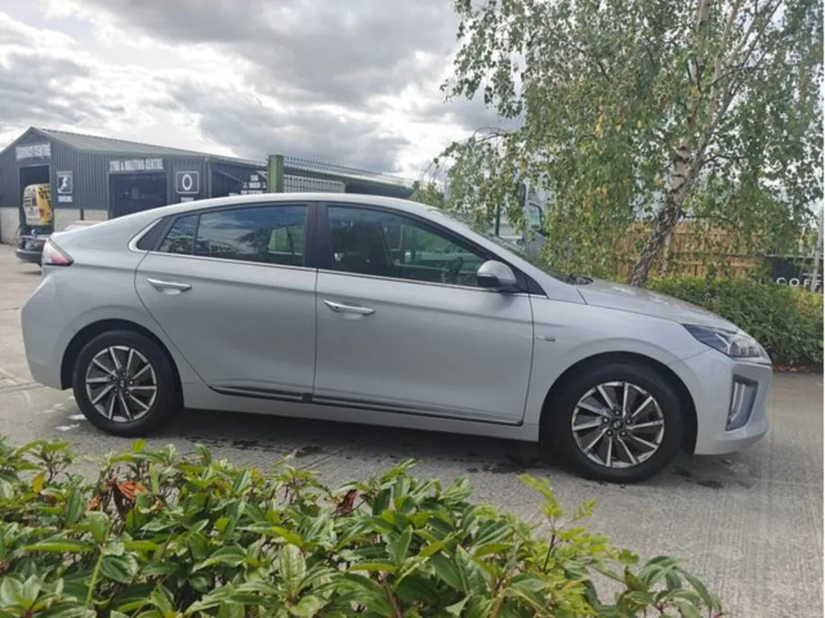 Hyundai IONIQ EV - PREMIUM - Image 6