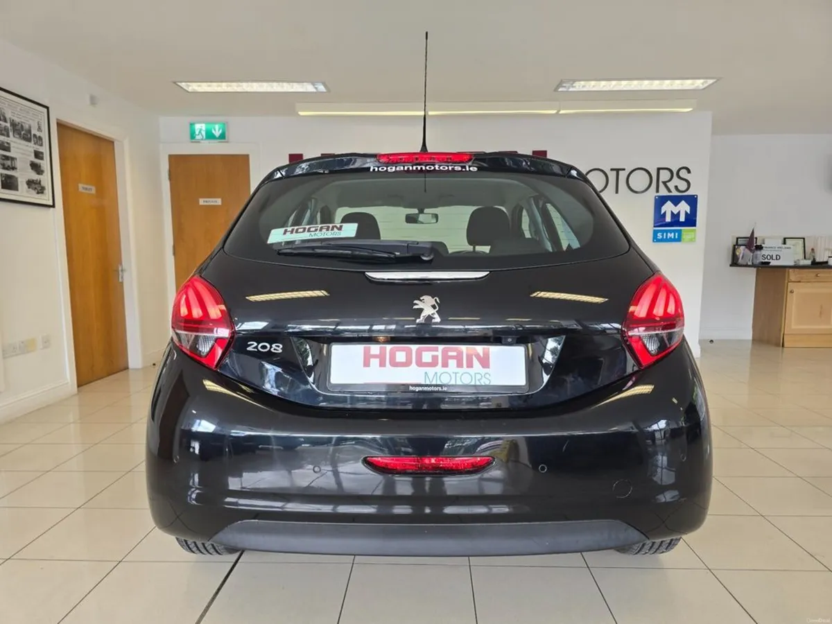 Peugeot 208 Active 1.2 5DR H/B - Image 5