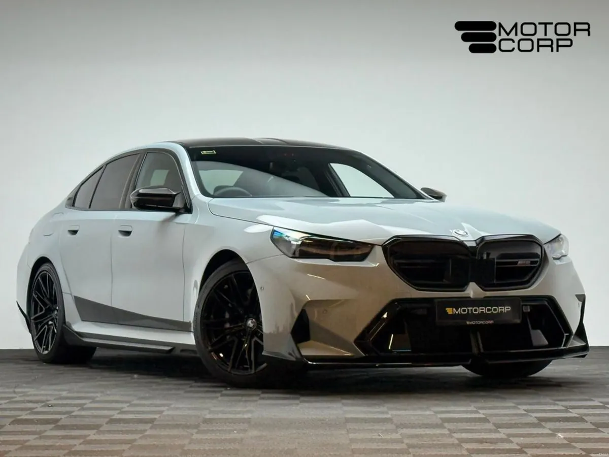 BMW M5 M5 4.4 PHEV 727HP - Image 1