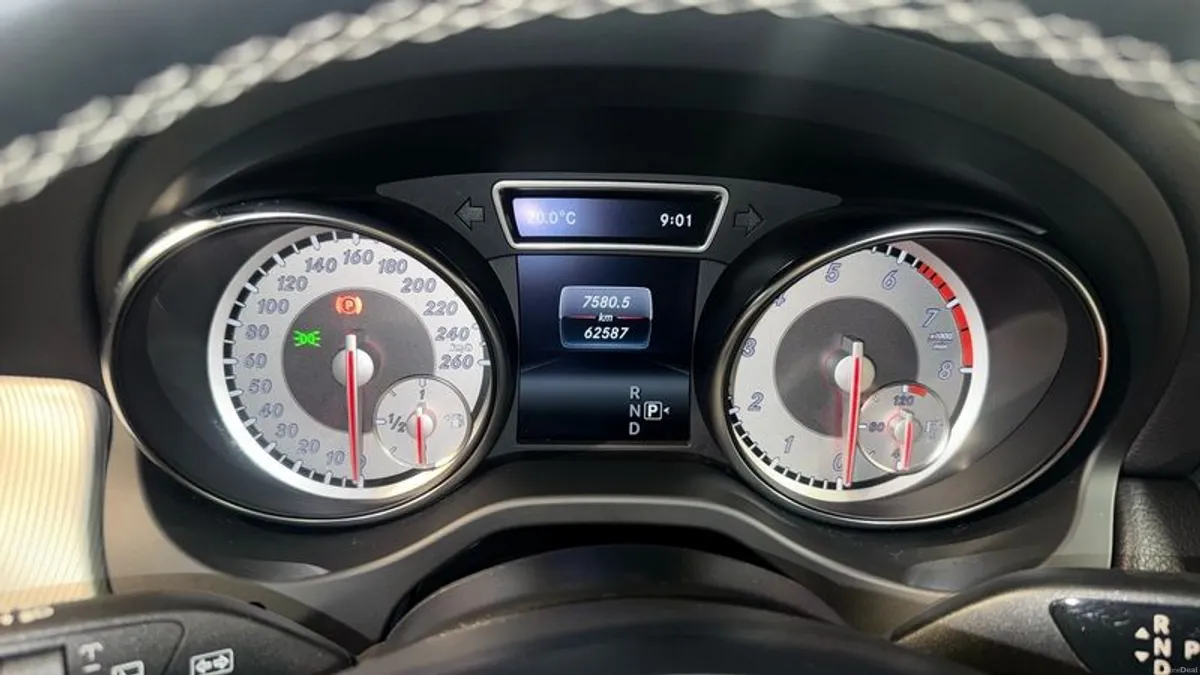 2017 Mercedes-Benz GLA 180 Sport Auto - Image 5