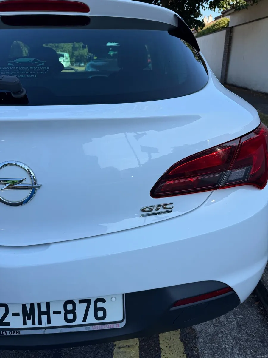 142 Opel Astra GTC 1.7 TDi - Image 5