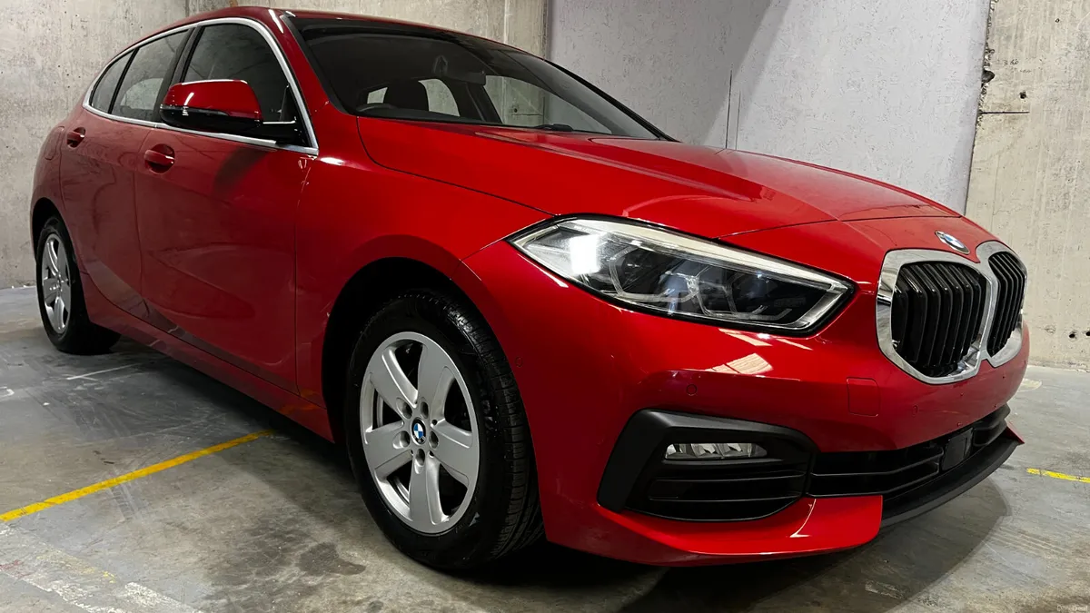 2021 BMW 118D PLAY JOY PLUS, 2.0 Diesel, Automatic - Image 2