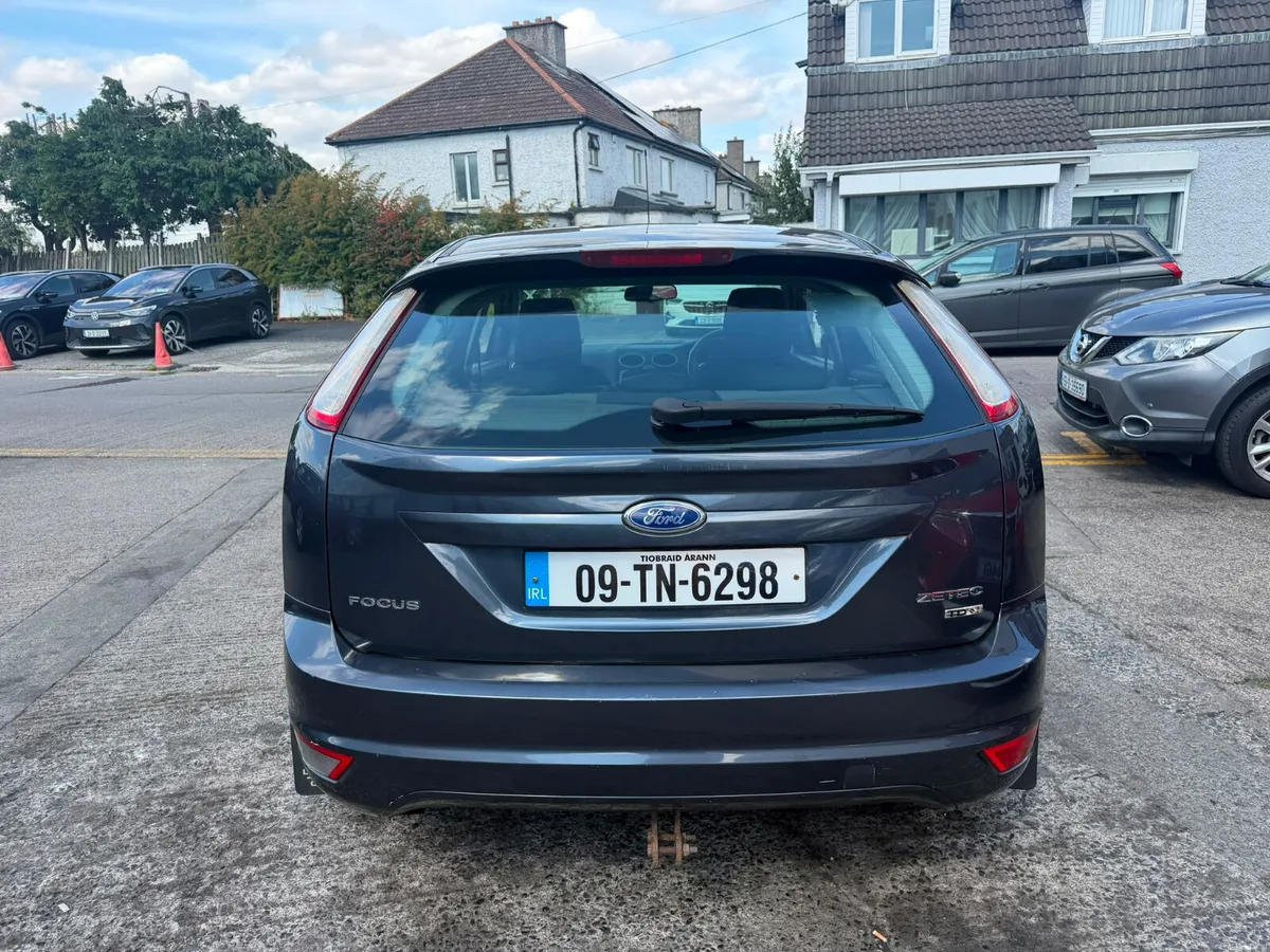 Ford Focus 2009 - Image 6