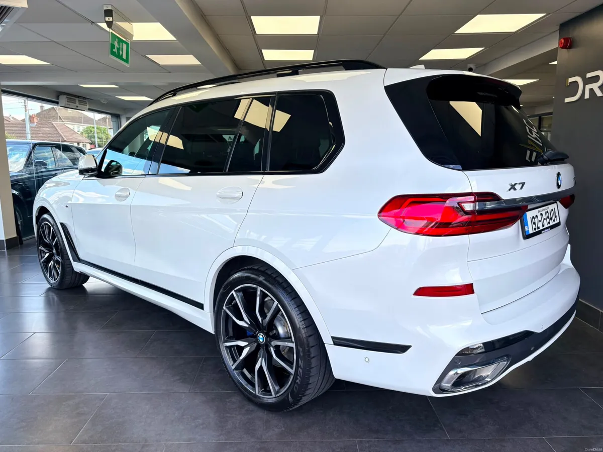BMW X7 3.0d M-SPORT***2 Year Warranty *** - Image 3