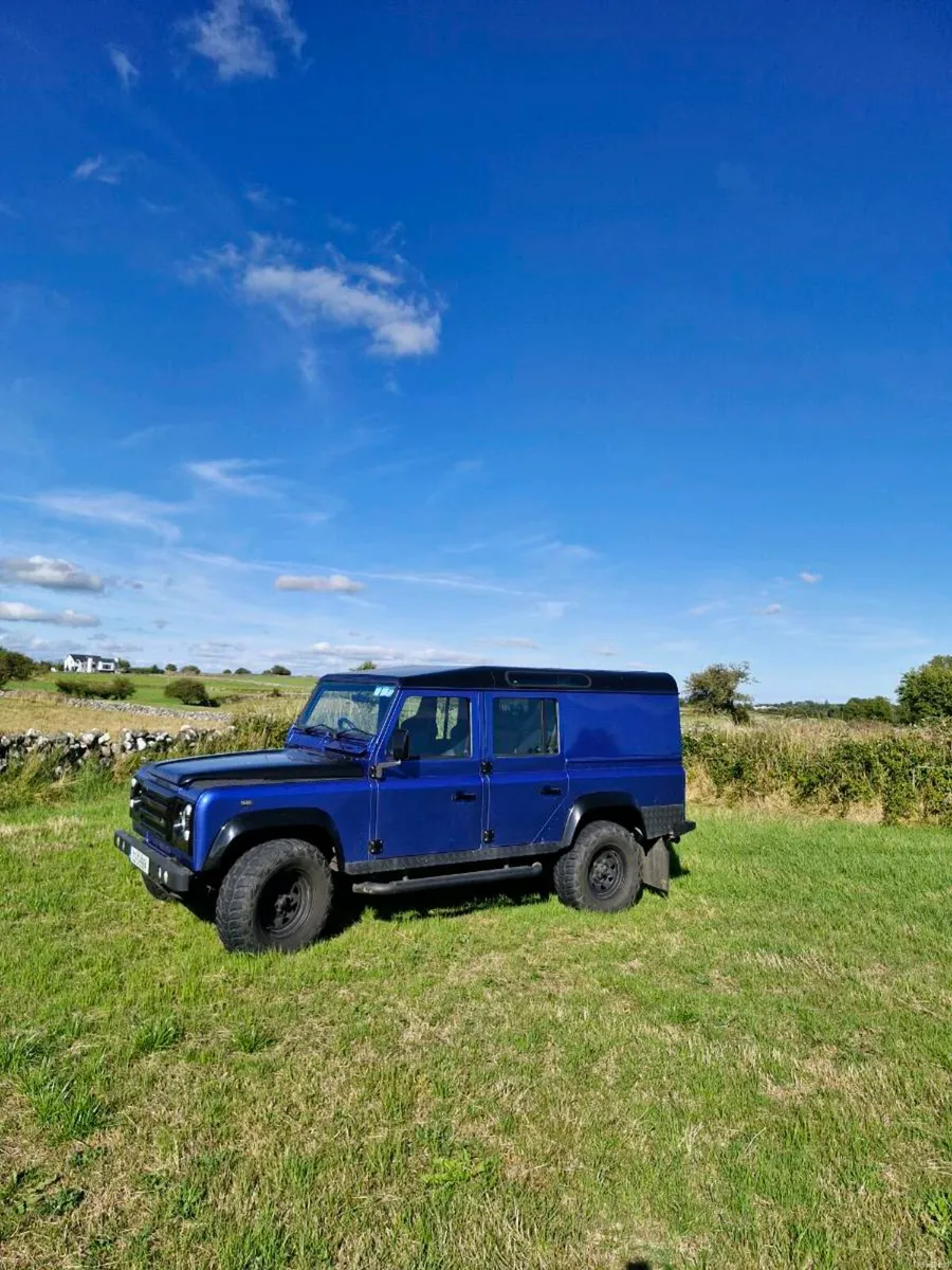 Land Rover Defender 110 td5 - Image 1