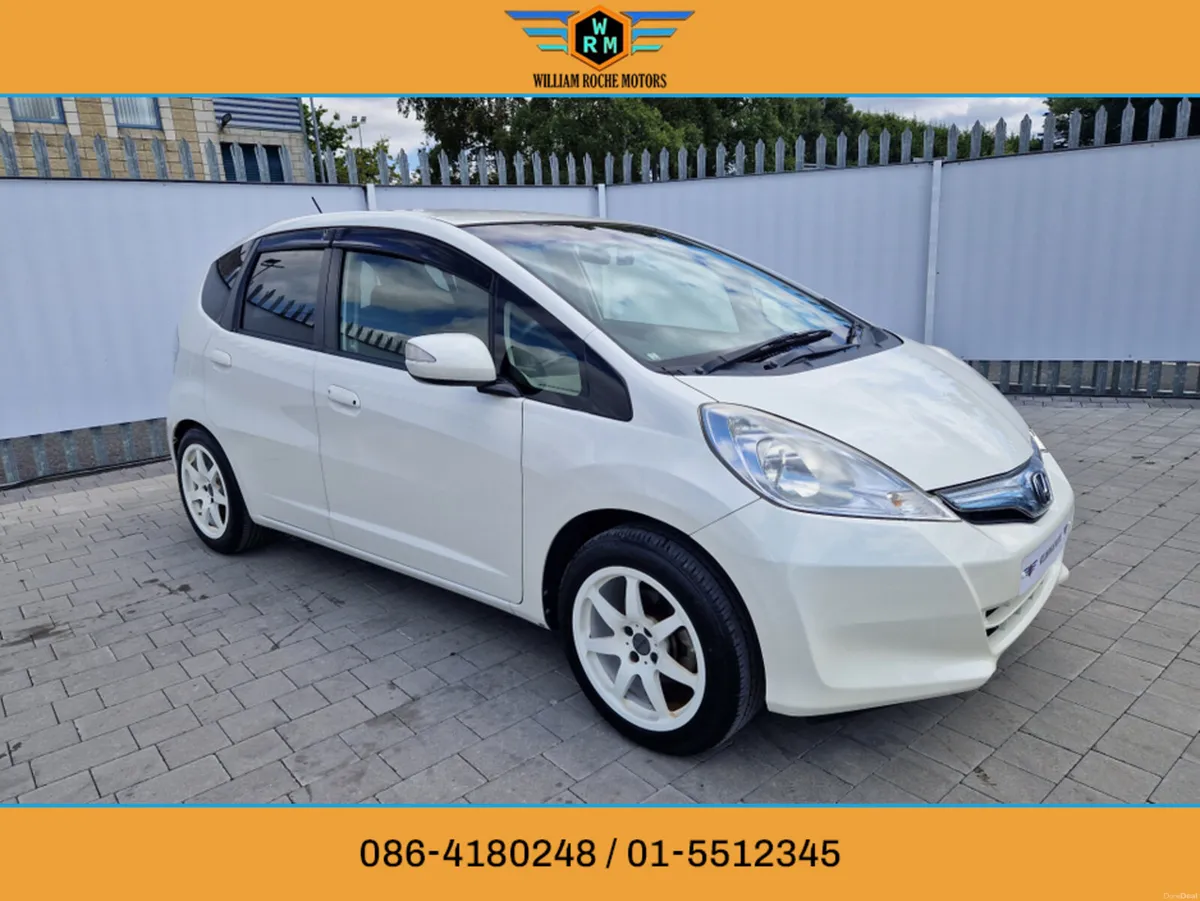 Honda Jazz 1.4 PETROL HYBRID AUTO - Image 1