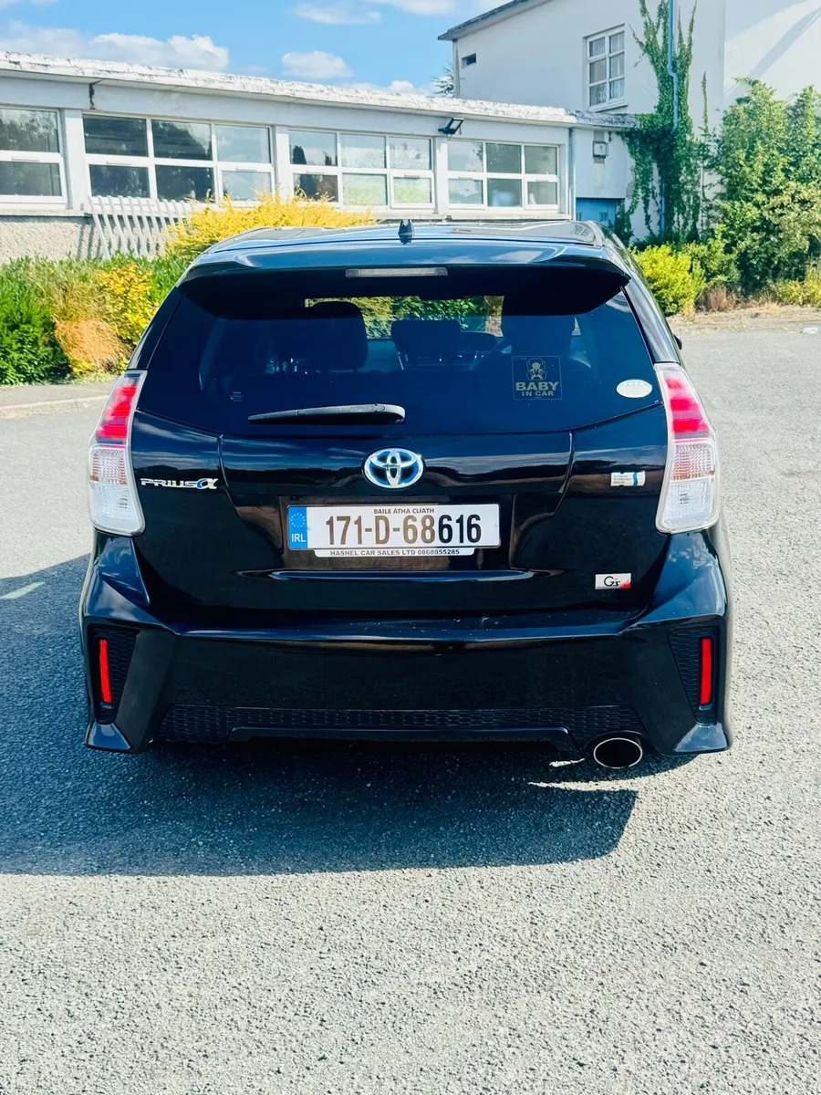 TOYOTA PRIUS ALPHA GR EDITION HYBRID 7 SEATER - Image 4