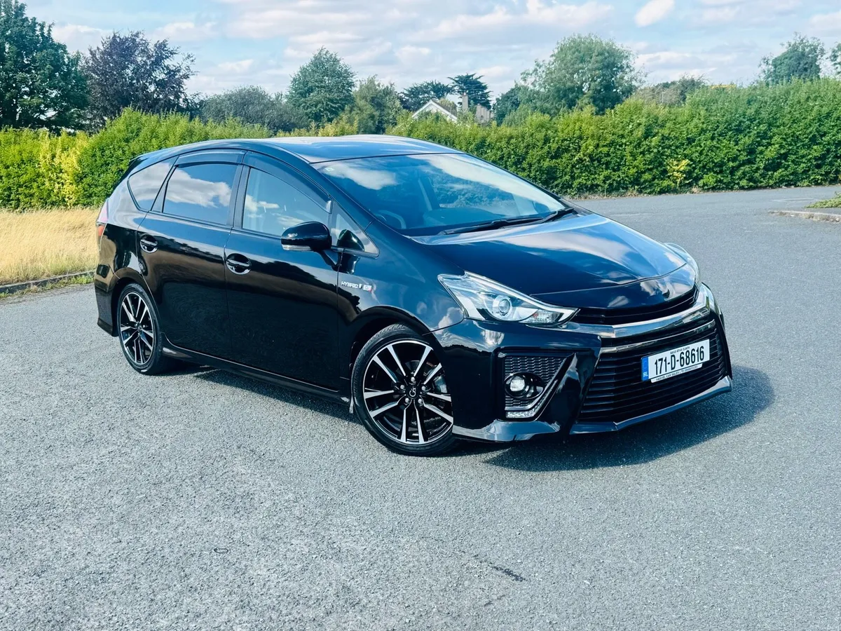 TOYOTA PRIUS ALPHA GR EDITION HYBRID 7 SEATER - Image 2
