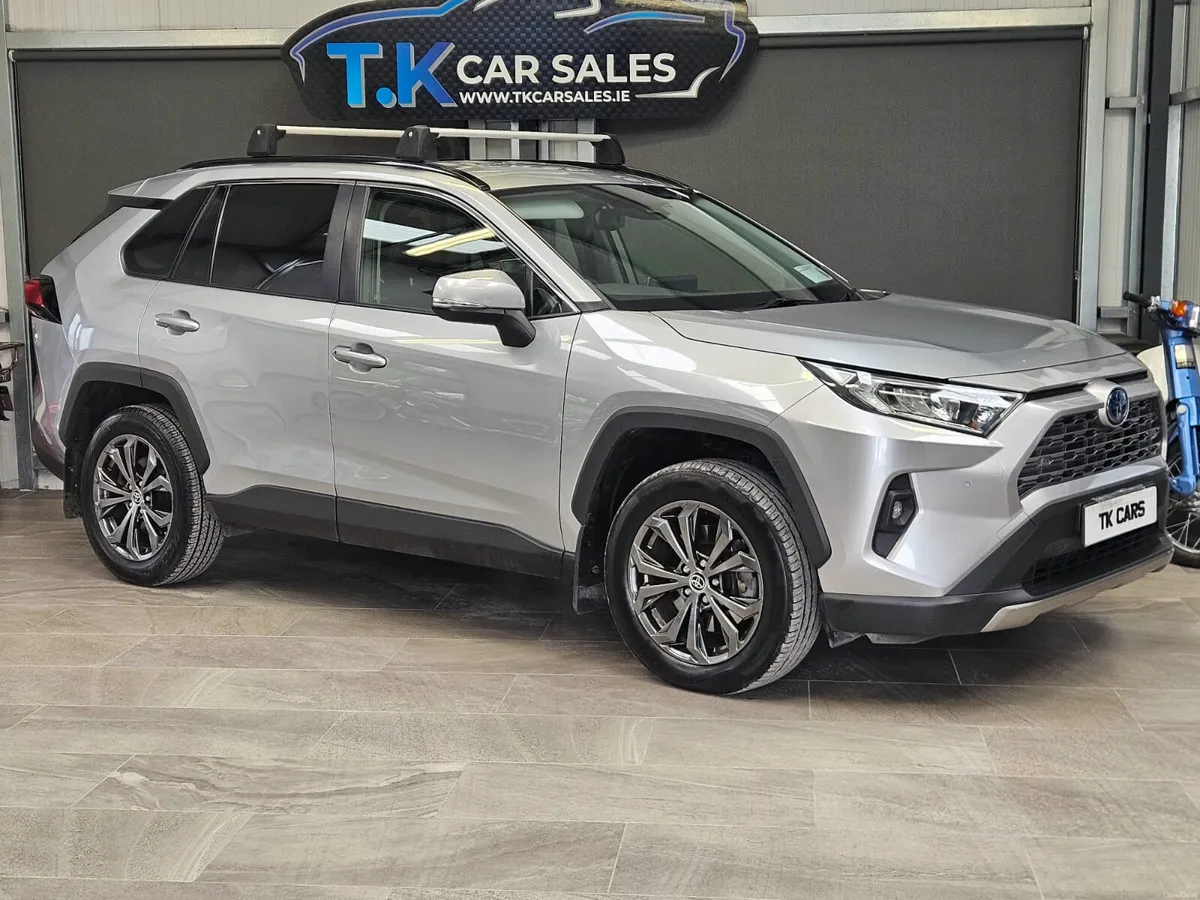 222 TOYOTA RAV4 PETROL HYBRID - Image 1