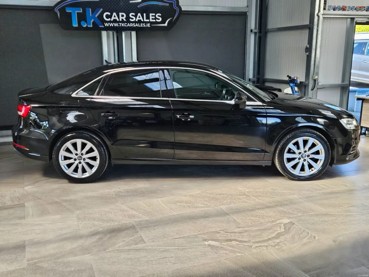 16 AUDI A3 SALOON SE 1.6 DIESEL - Image 2