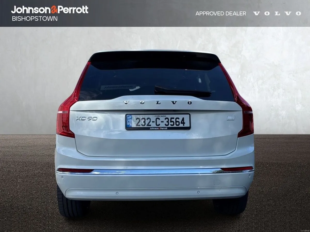 Volvo XC90 T8 455hp AWD Ultimate Bright - Two Year - Image 6