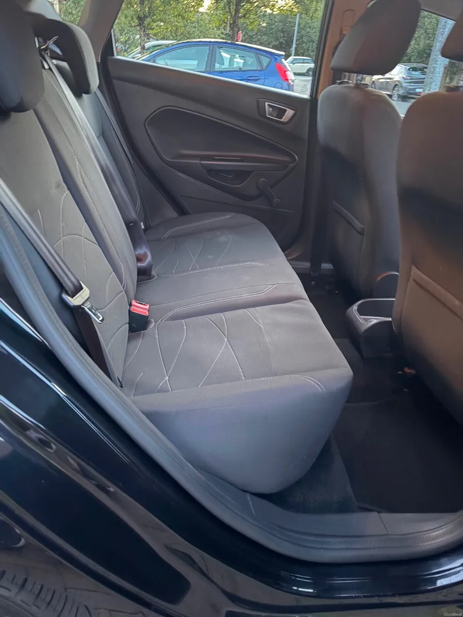 Ford Fiesta - Image 6