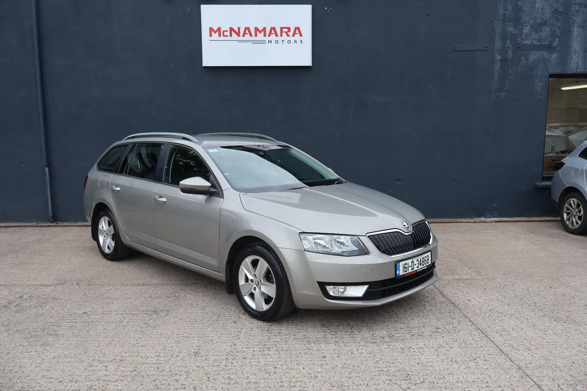 Skoda Octavia Combi Estate 1 Owner Only 84,000Km! - Image 1