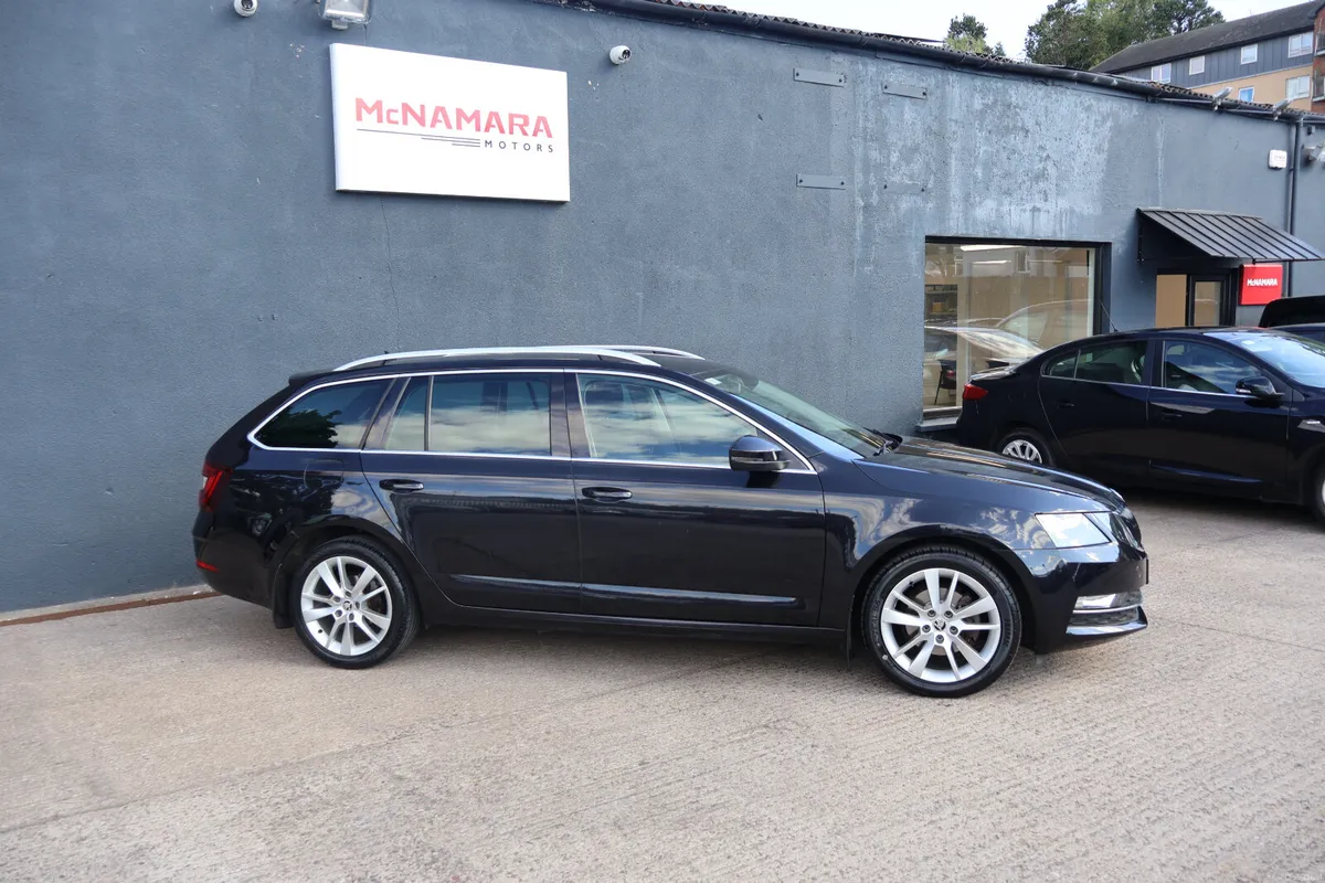 Skoda Octavia Combi Style Huge Spec Low Km's! - Image 2