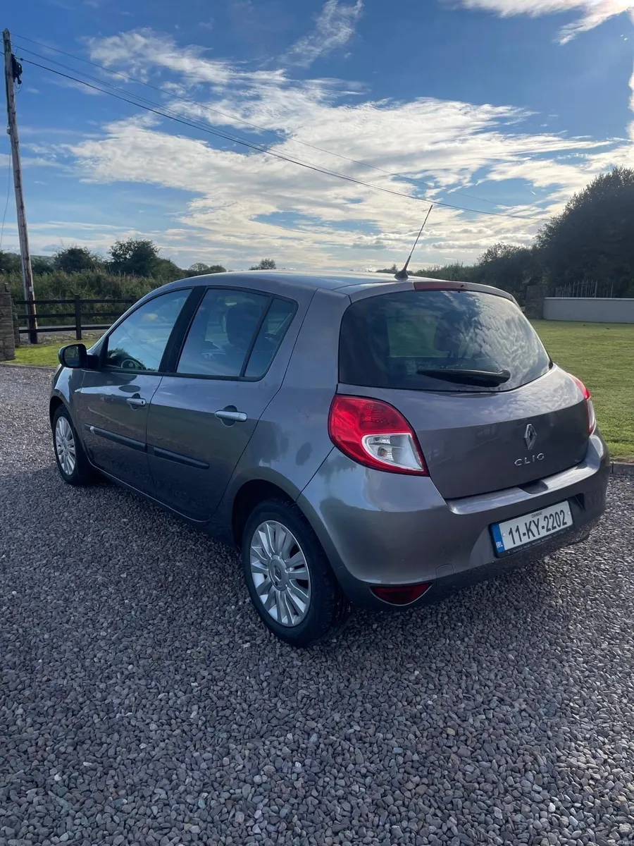 Renault Clio - Image 3