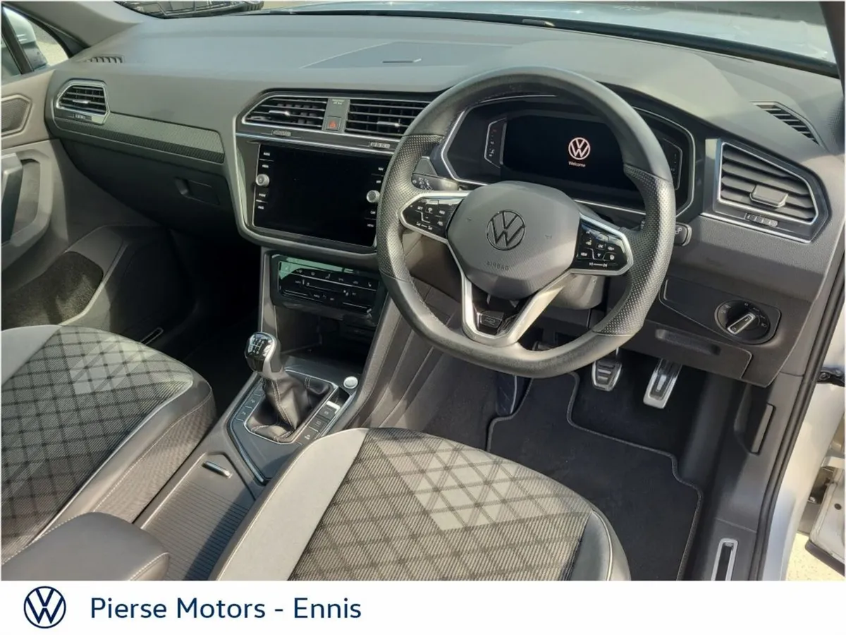 Volkswagen Tiguan 2.0 TDI 150HP R-Line - Easy Open - Image 2