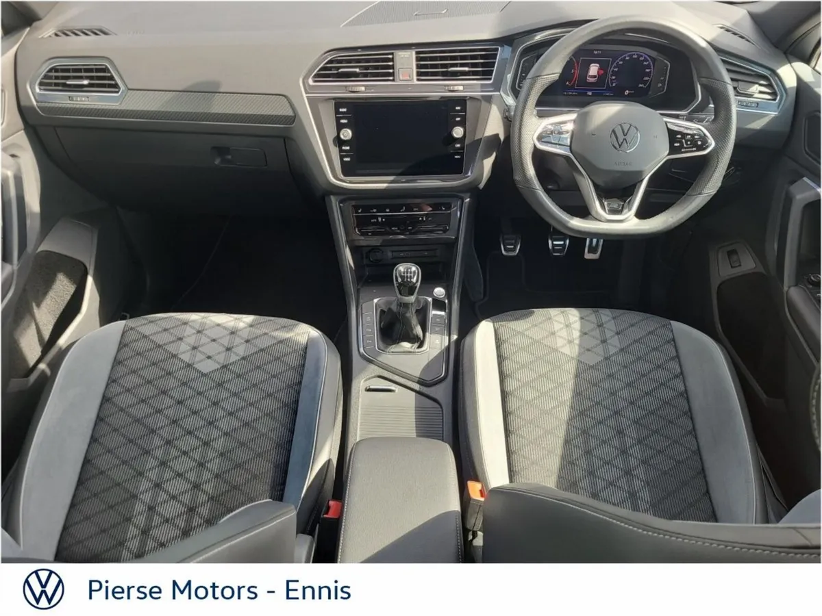 Volkswagen Tiguan 2.0 TDI 150HP R-Line - Easy Open - Image 4