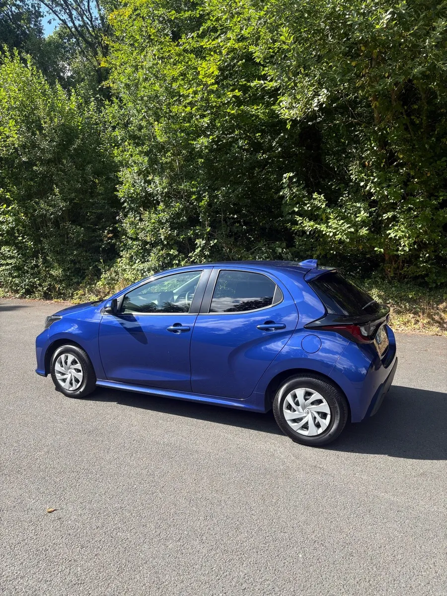 Toyota Yaris Auto - Image 3