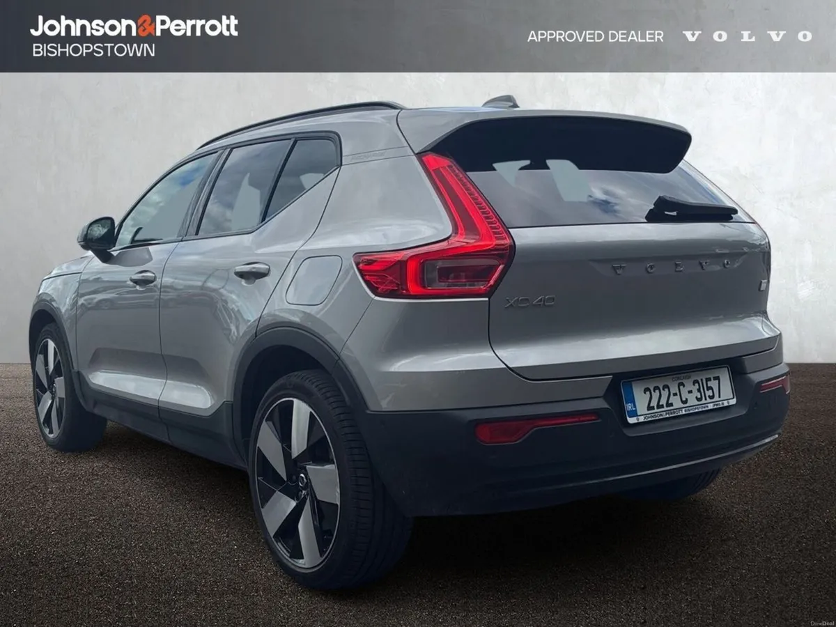 Volvo XC40 69kWh 231 bhp Ultimate  (Two Year Volvo - Image 3