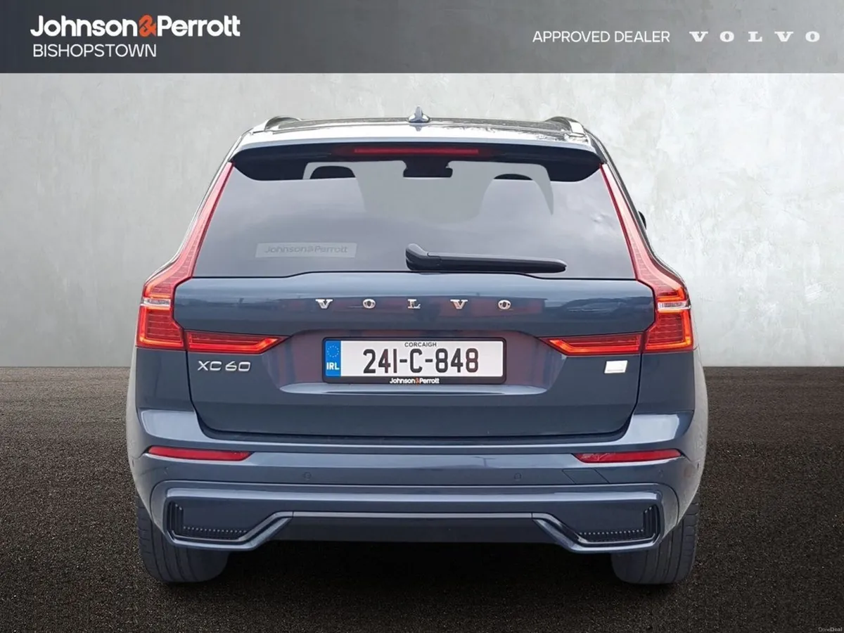 Volvo XC60 T6 350 bhp AWD PHEV Plus Dark (Two Year - Image 6