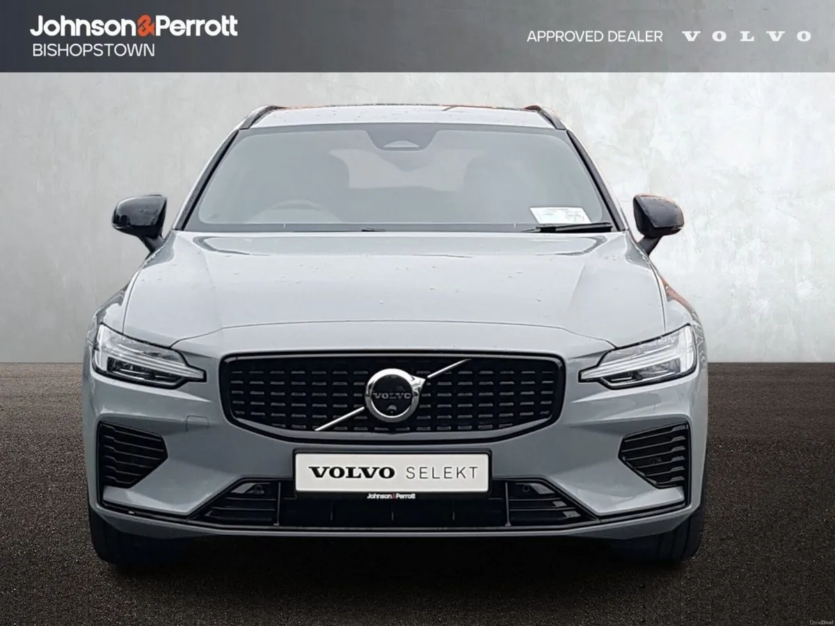 Volvo V60 T6 350 bhp AWD PHEV Plus Dark - Volvo Wa - Image 4