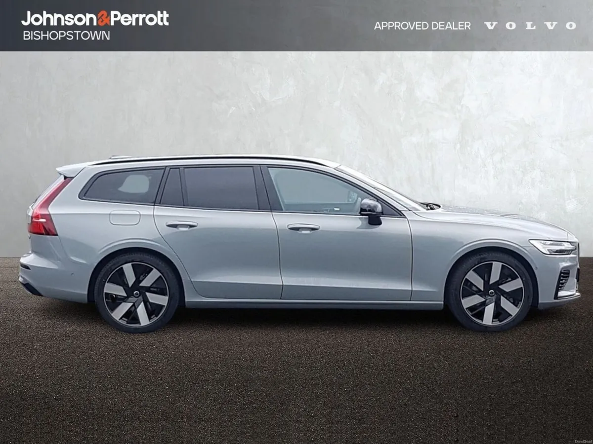Volvo V60 T6 350 bhp AWD PHEV Plus Dark - Volvo Wa - Image 5