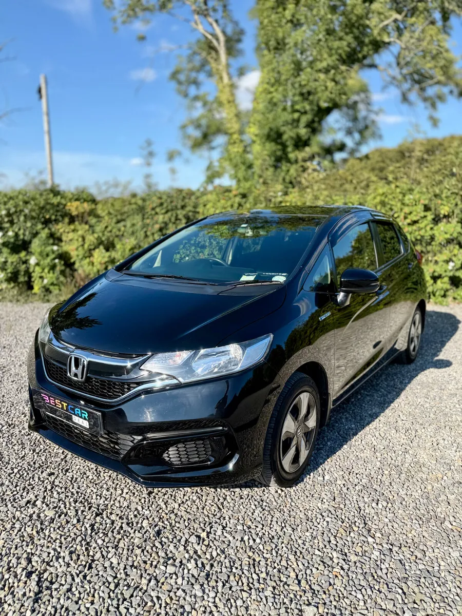 2018 Honda Fit 1.5 Hybrid Automatic - Image 5