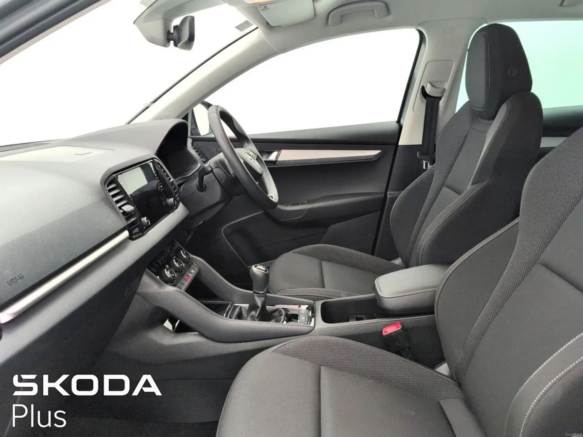Skoda Karoq SELECTION 2.0TDI 115HP *WIRELESS CARPL - Image 4