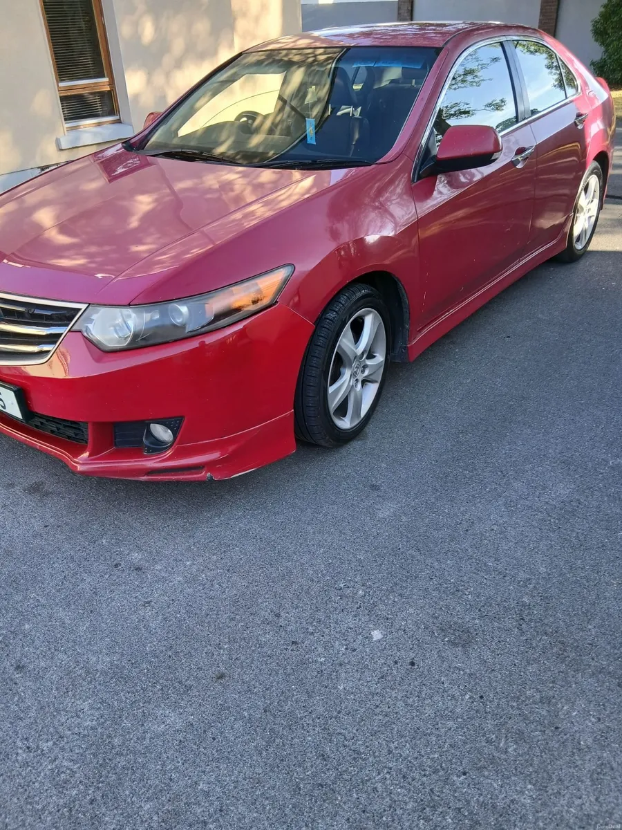 2011 Honda Accord - Image 2