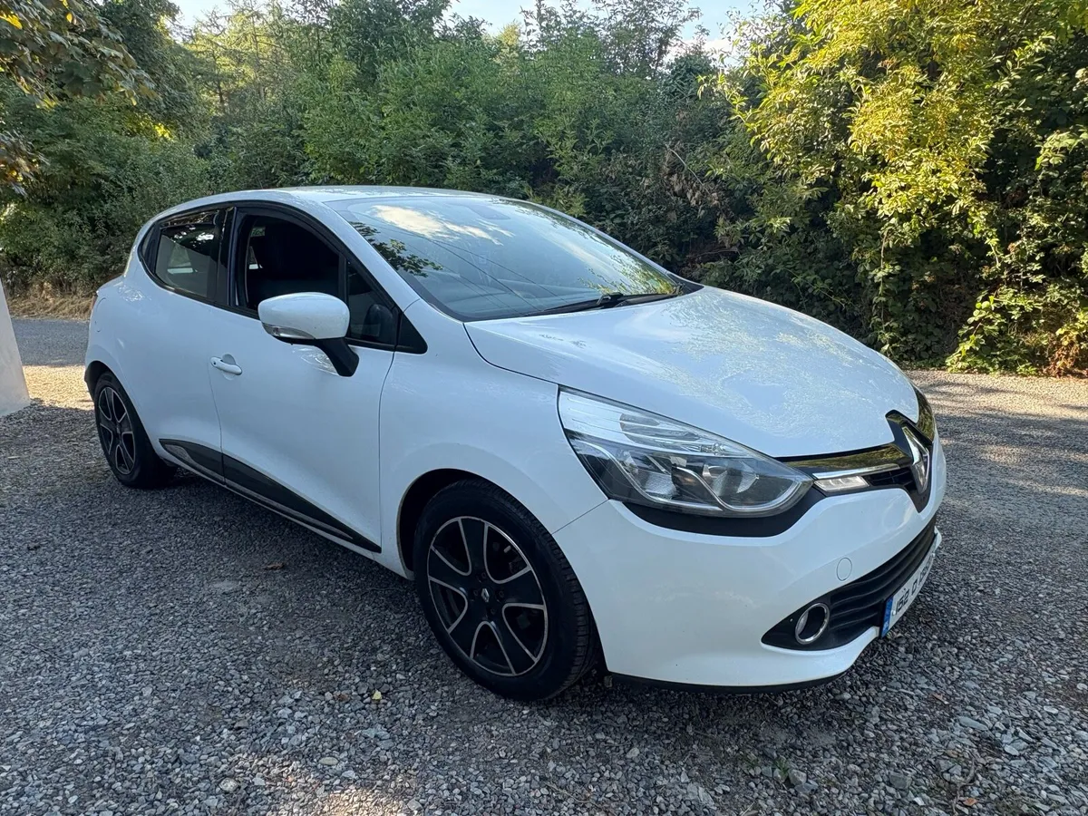 152 Renault Clio - Image 2