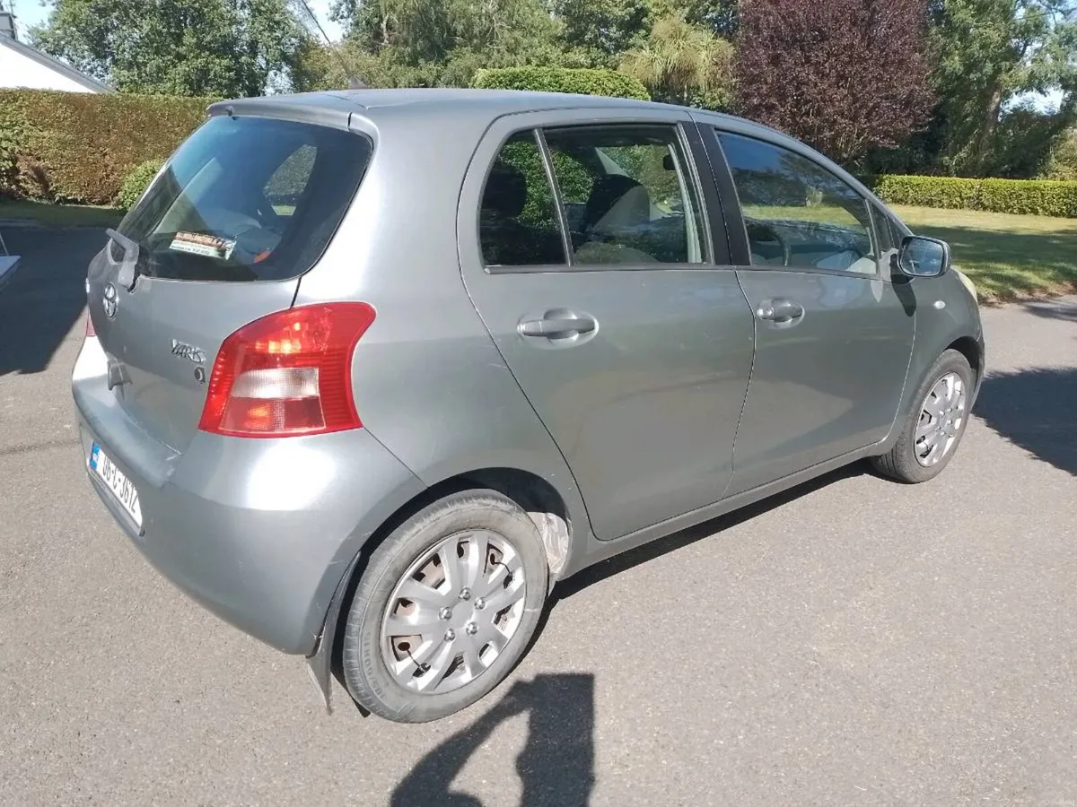 Toyota Yaris - Image 4