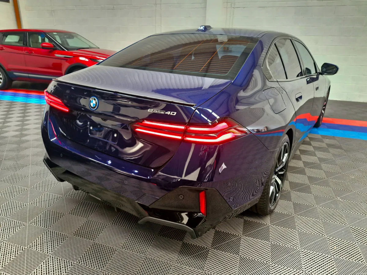 I5 M SPORT PRO ( INDIVIDUAL ) (MASSIVE SPEC) - Image 4