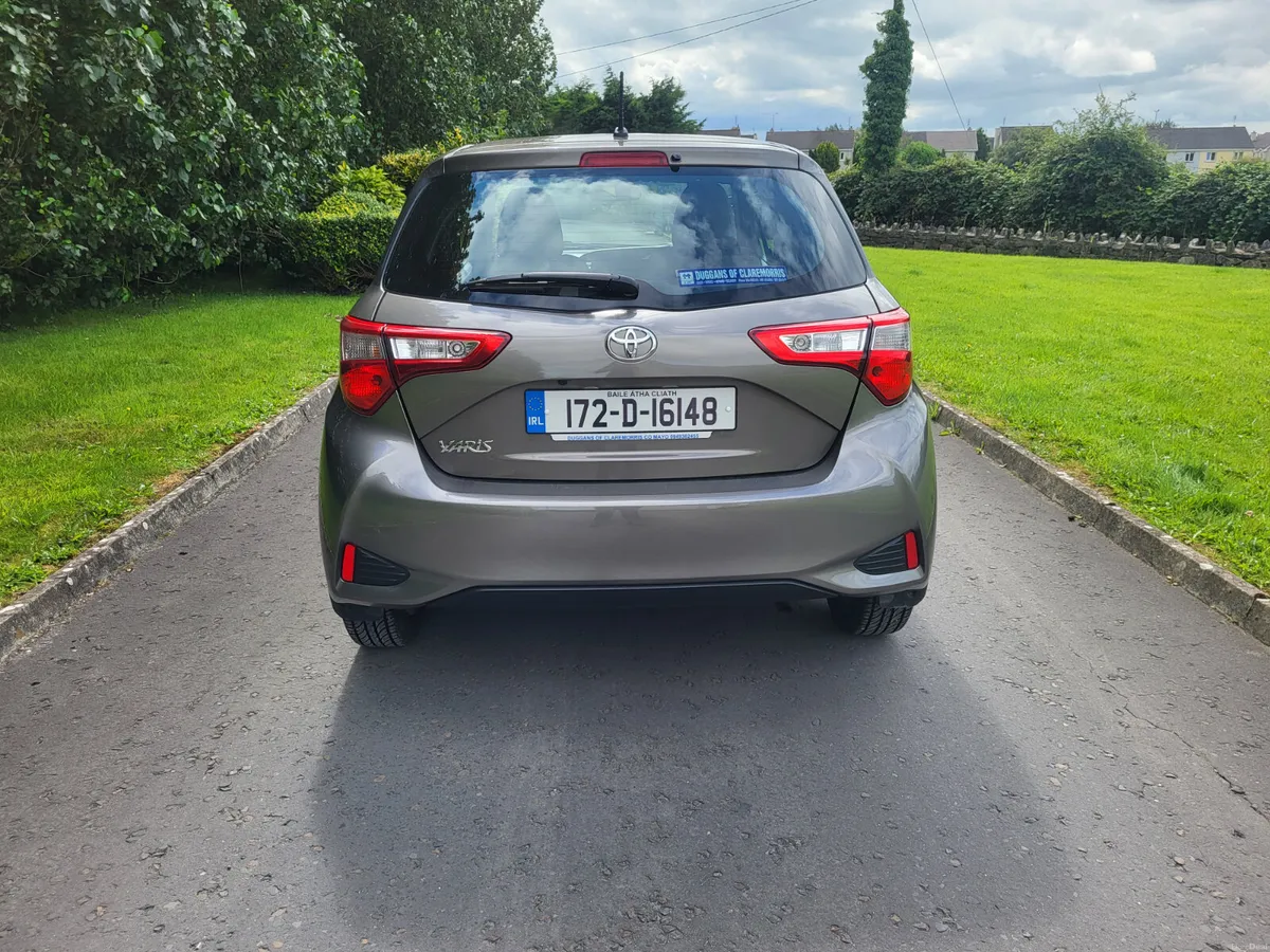 Toyota Yaris. 1L  PETROL LOW KMS - Image 3
