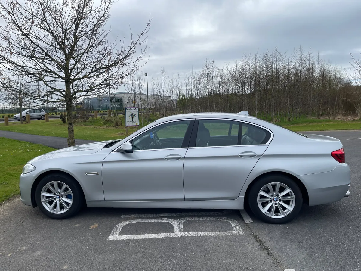 BMW 5-Series 2014 automatic - Image 4