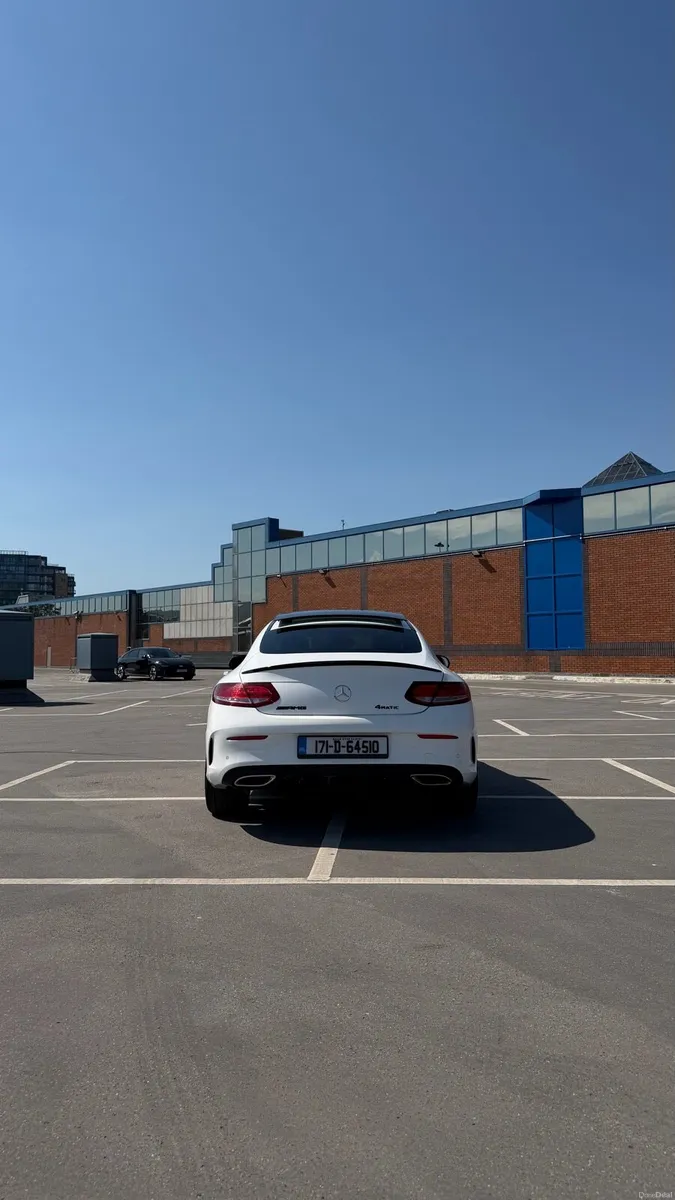 Mercedes Benz C220d AMG Line Premium - Image 3