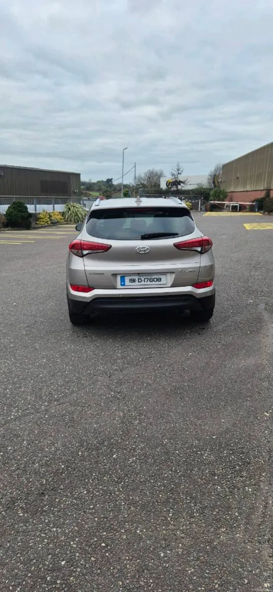 2019 Hyundai Tuscon - Image 6